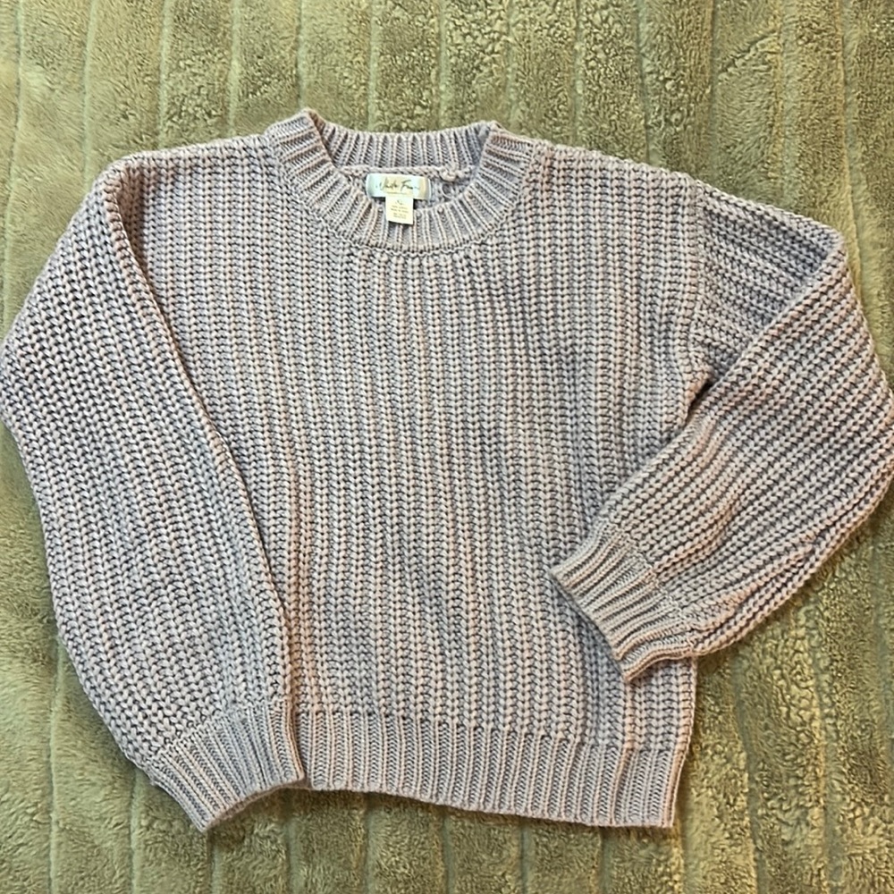 White Fawn brand, size XL, color light/pastel purple